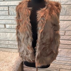 Fashion Taupe Faux Fur vest